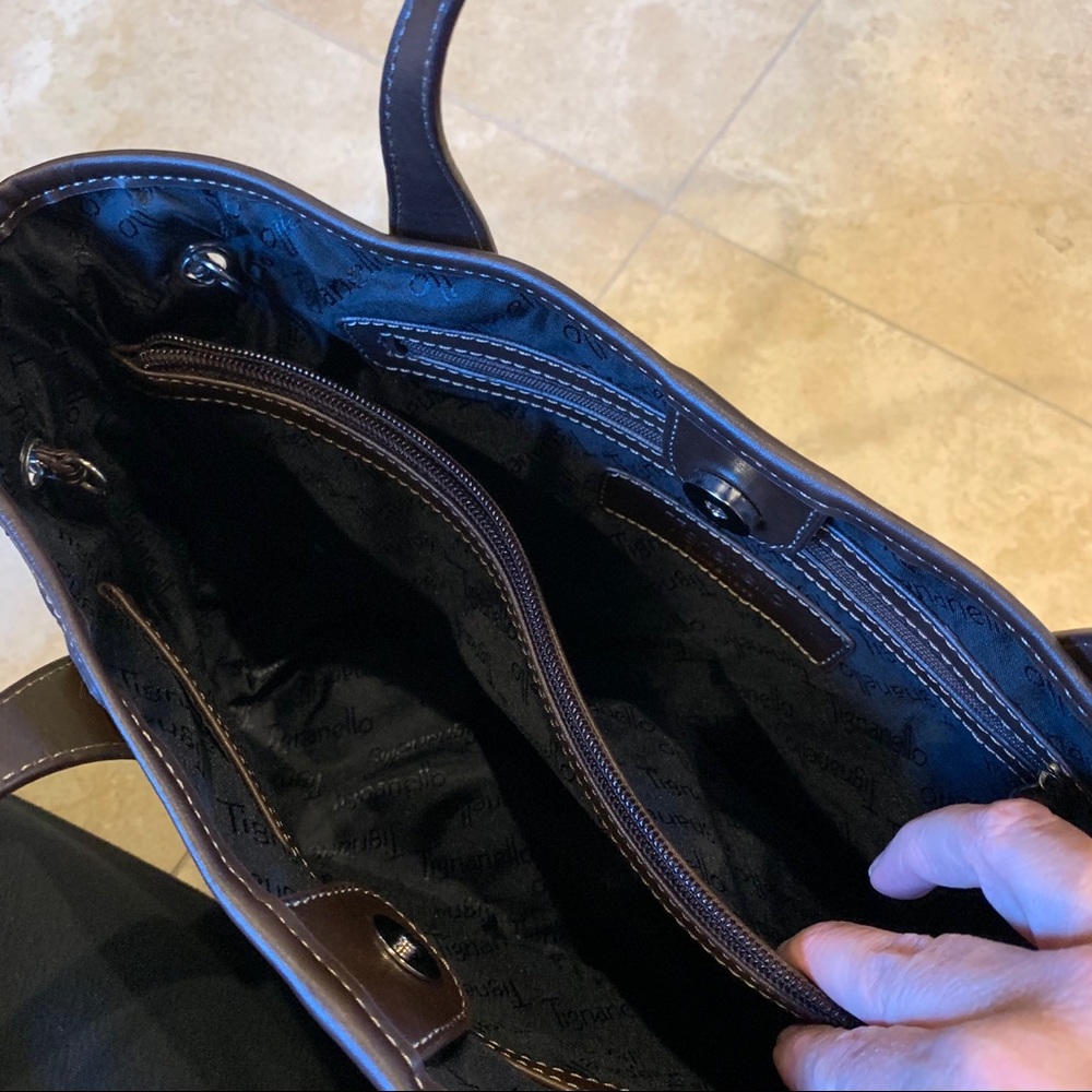 Tignanello Mustard Leather Purse - Picture 7 of 10